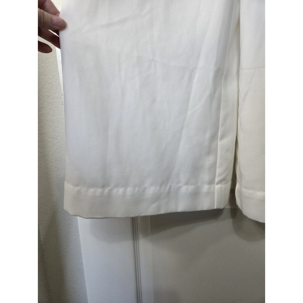 Avec Les Filles White Fitted Wide Leg V-Neck Cropped One-Piece Jumpsuit, Size 2 - Picture 8 of 16